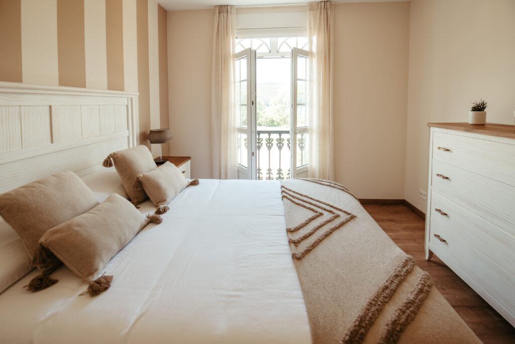 APARTAMENTOS LAR DA REVOLTA EN CEDEIRA CON VISTAS AL MAR